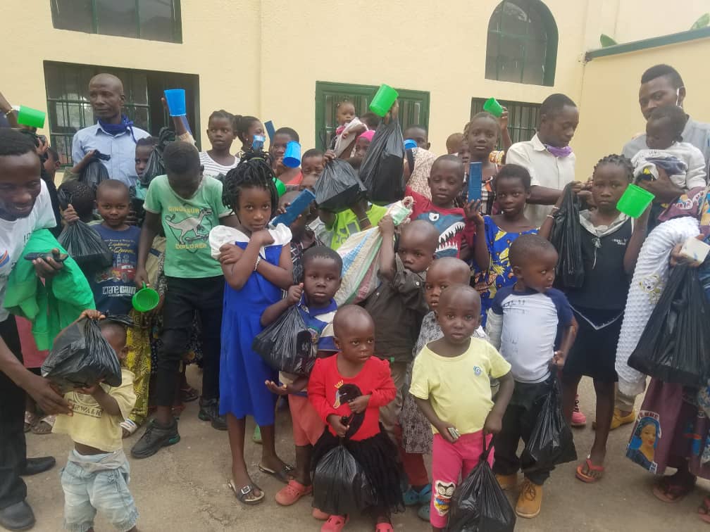 Assistance en alimentation aux enfants sinistrés